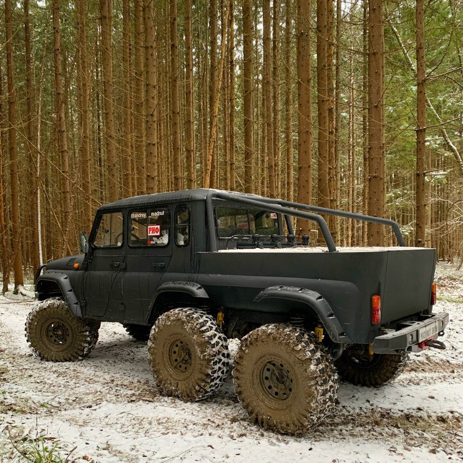 УАЗ Хантер 6×6