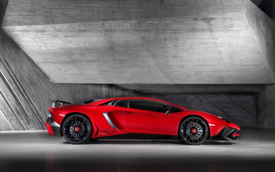 Lamborghini Aventador lp750-4 SV