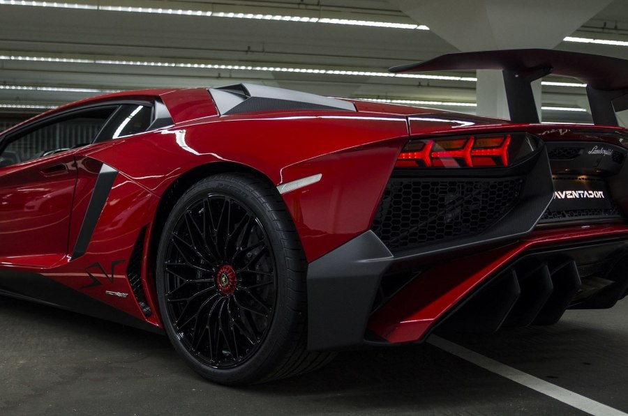 Lamborghini Aventador LP 750-4 SUPERVELOCE Black