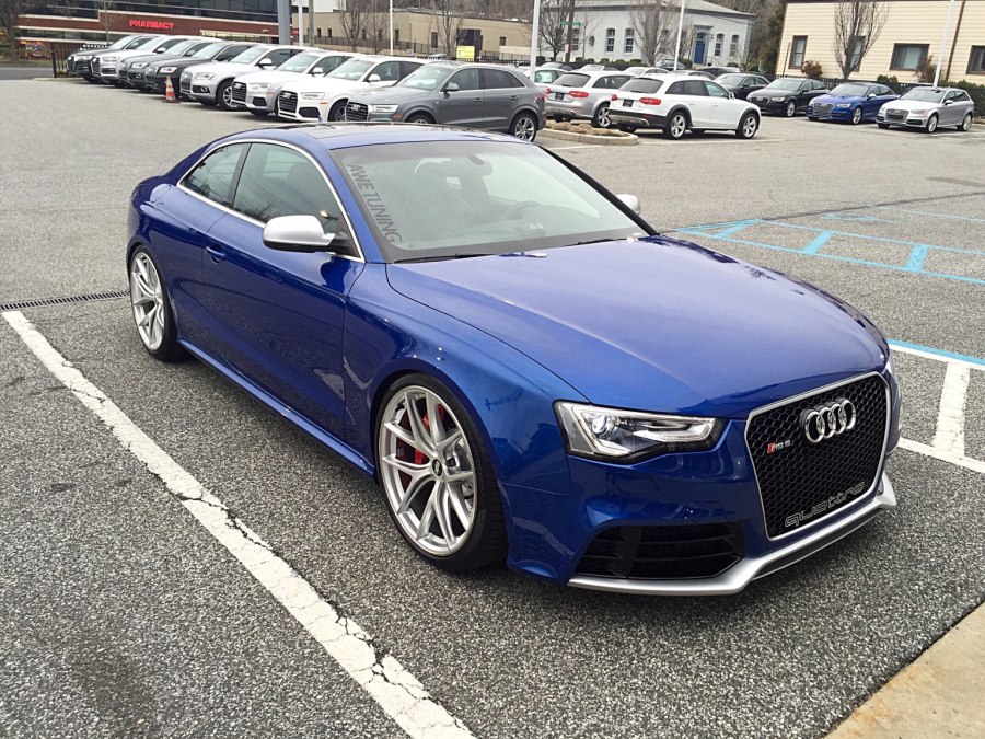 Audi rs5 синий