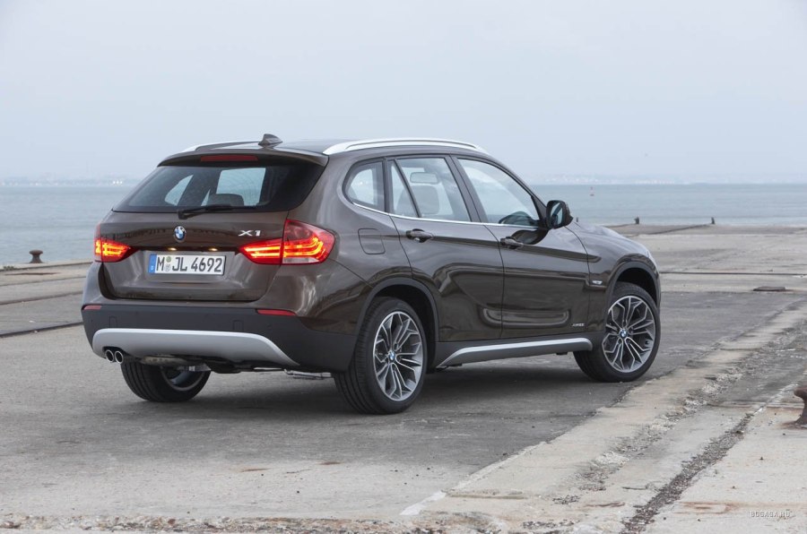 BMW x1 28i