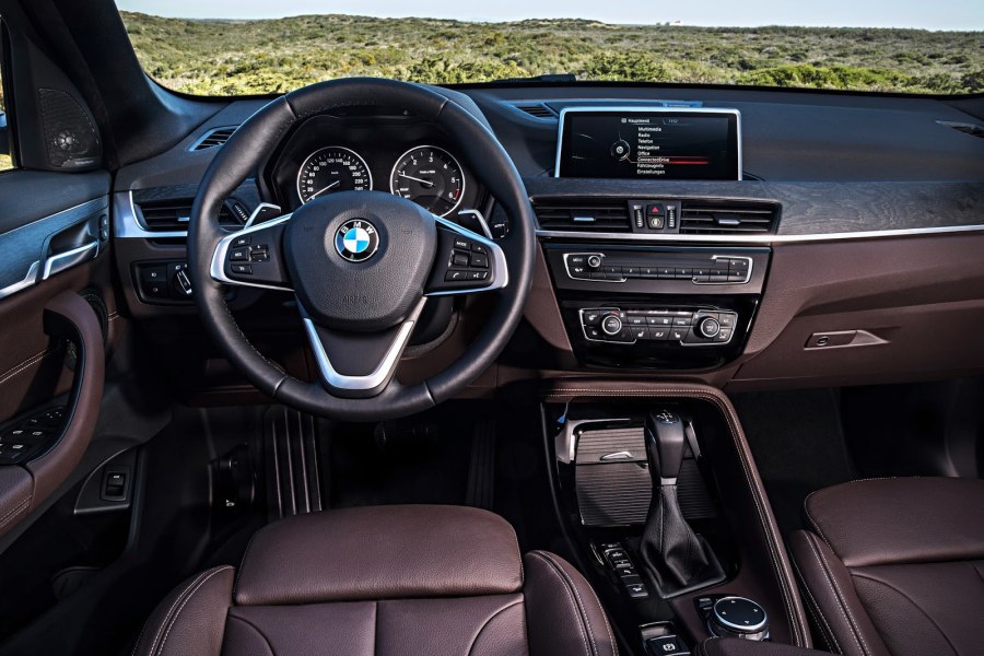 BMW x1 2015 салон