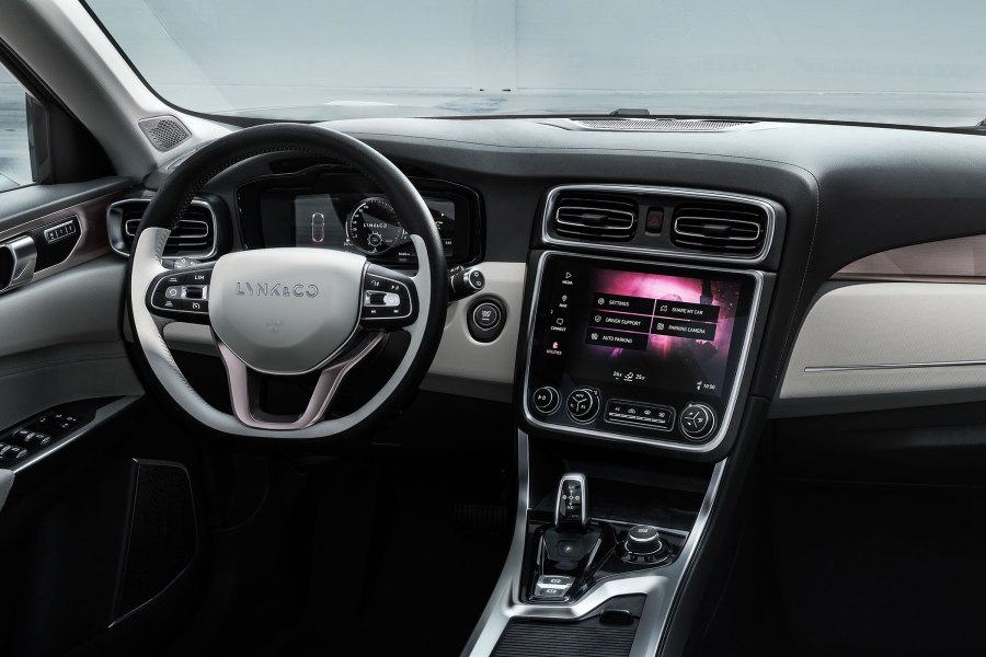 Geely link co 01