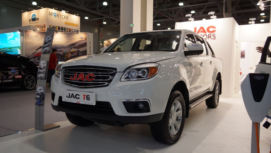 Китайский пикап JAC t6