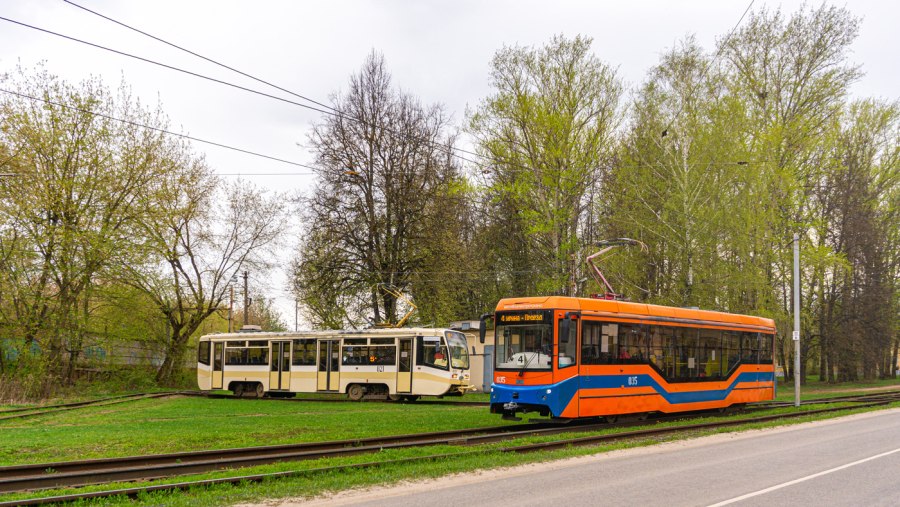 Трамвай 71-407-01