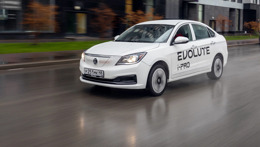 Российский электромобиль evolute i Pro