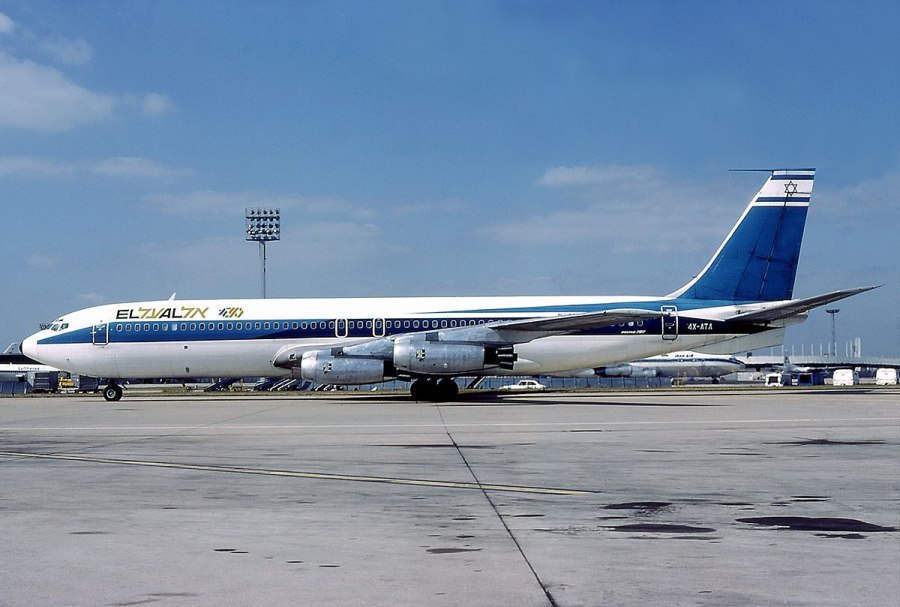 Boeing 707 458
