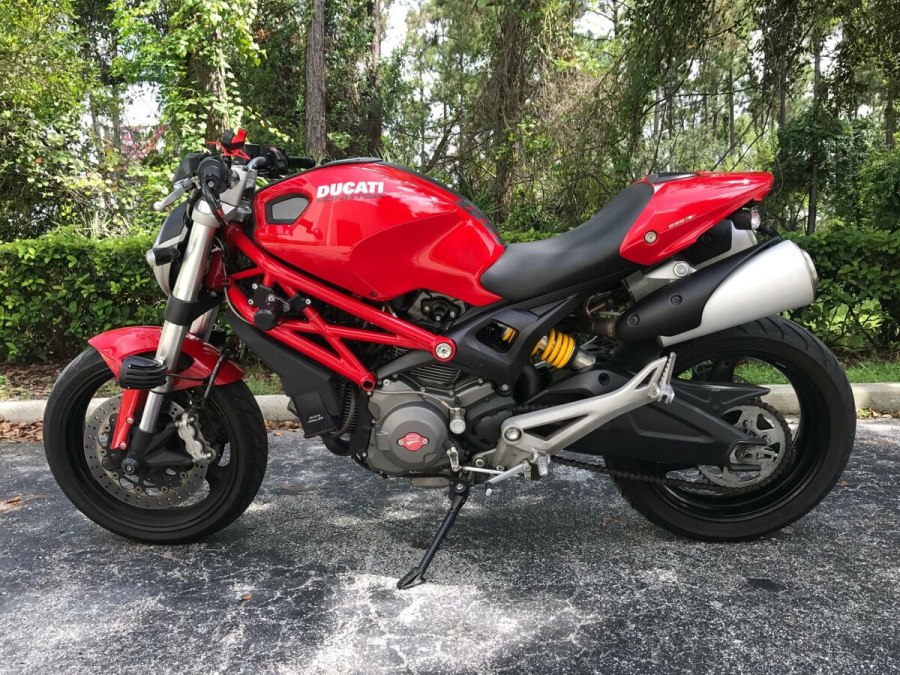 Ducati Monster 1100s