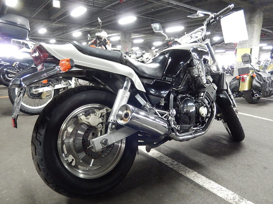 Ямаха 750 кубов