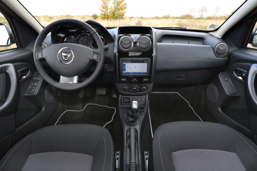 Renault Duster 2022 салон