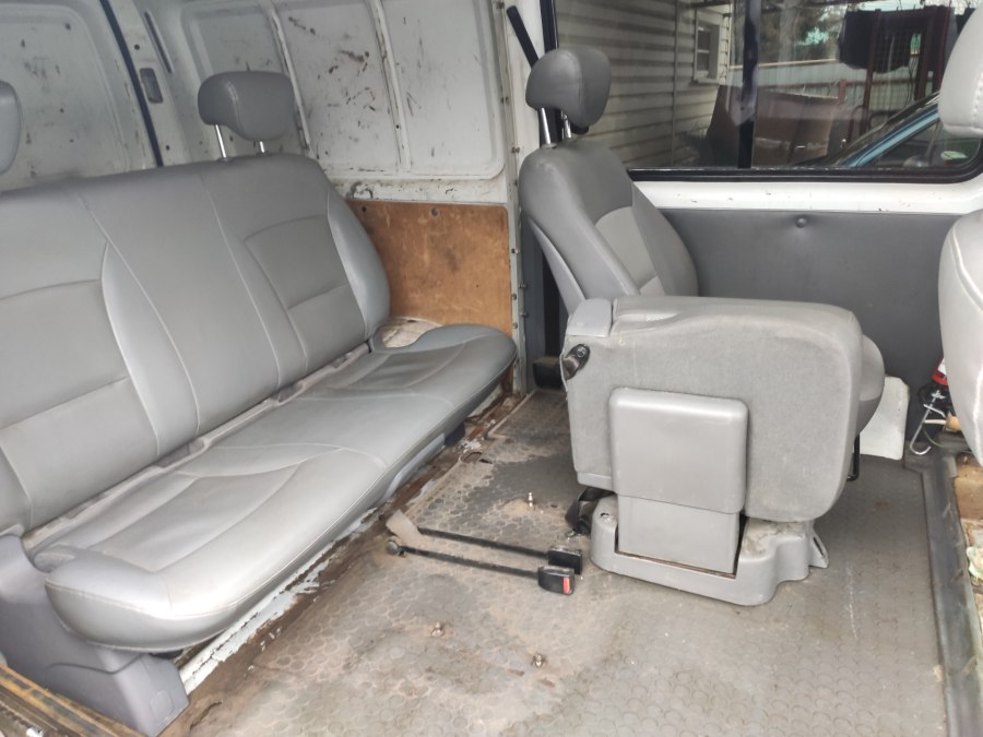 Hyundai Grand Starex кресла