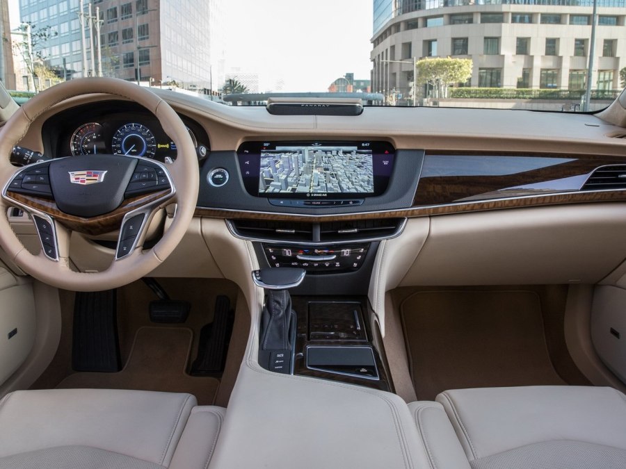 Cadillac седан ct6