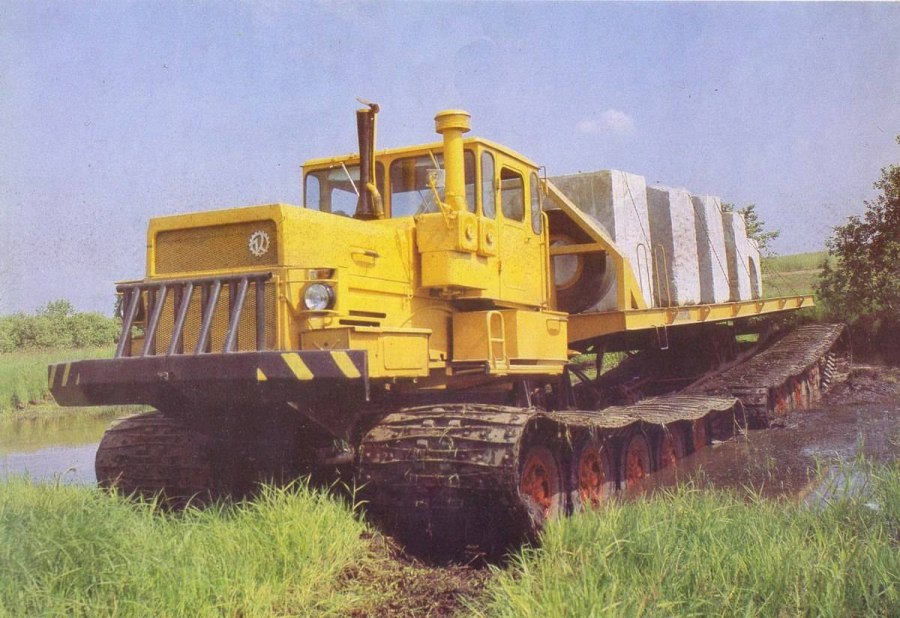 К 700 болотоход