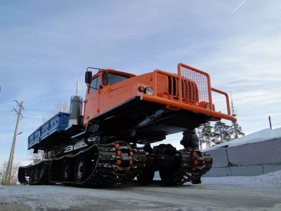 Вездеход Урал-5920