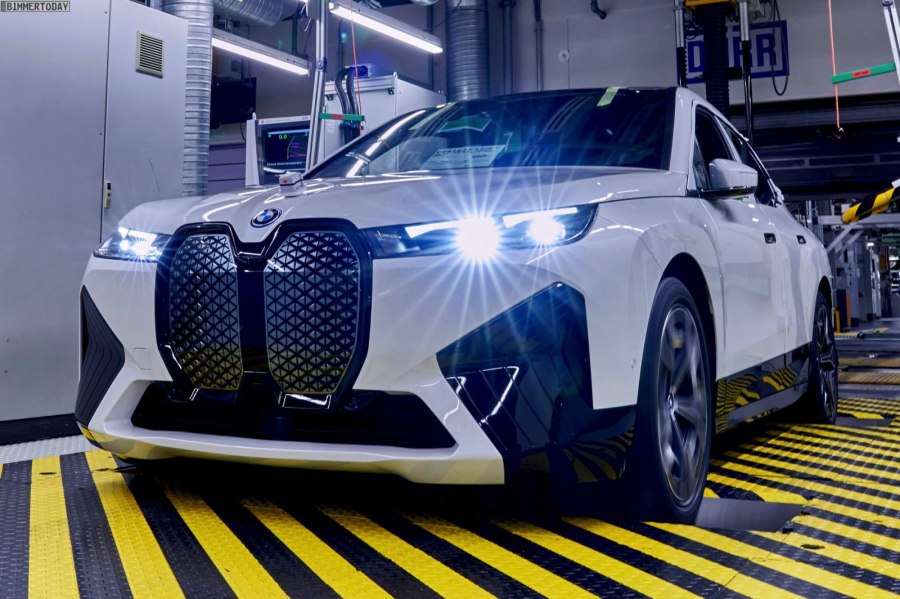 BMW IX 2021