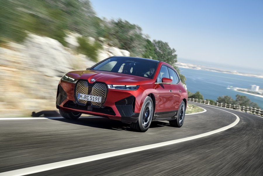BMW IX 2021 электрокроссовер