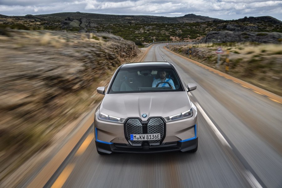 BMW 2022 электро