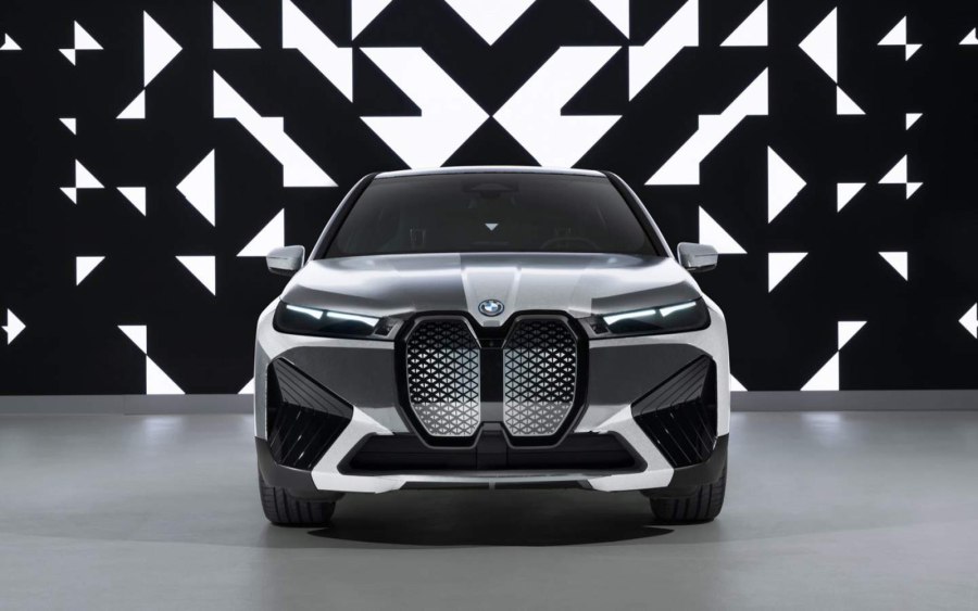BMW IX Flow