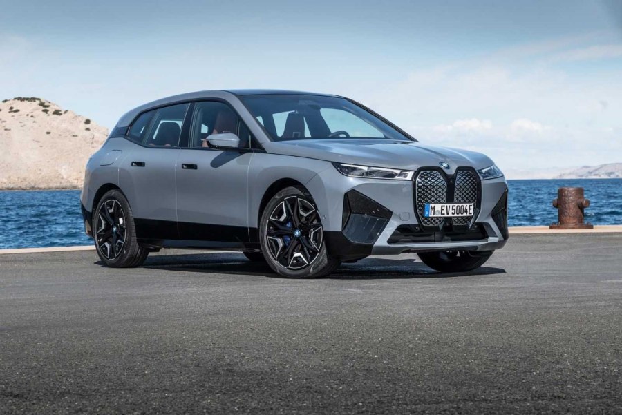 BMW IX 2021 электрокроссовер