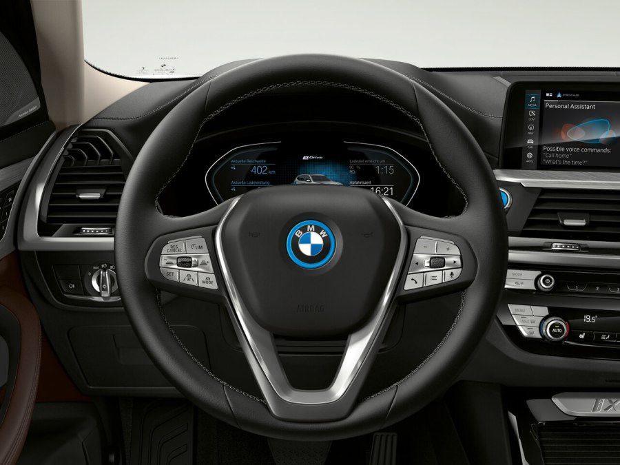 BMW 2021 электро