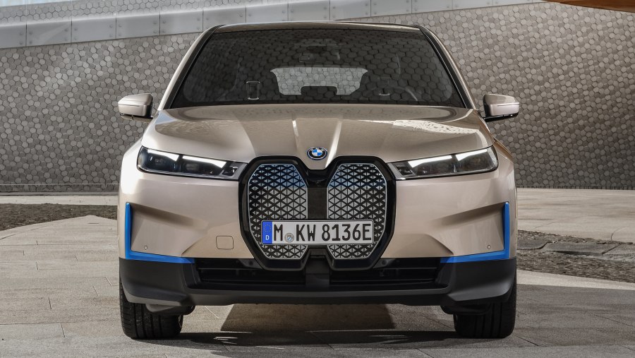 BMW IX 2021 электрокроссовер