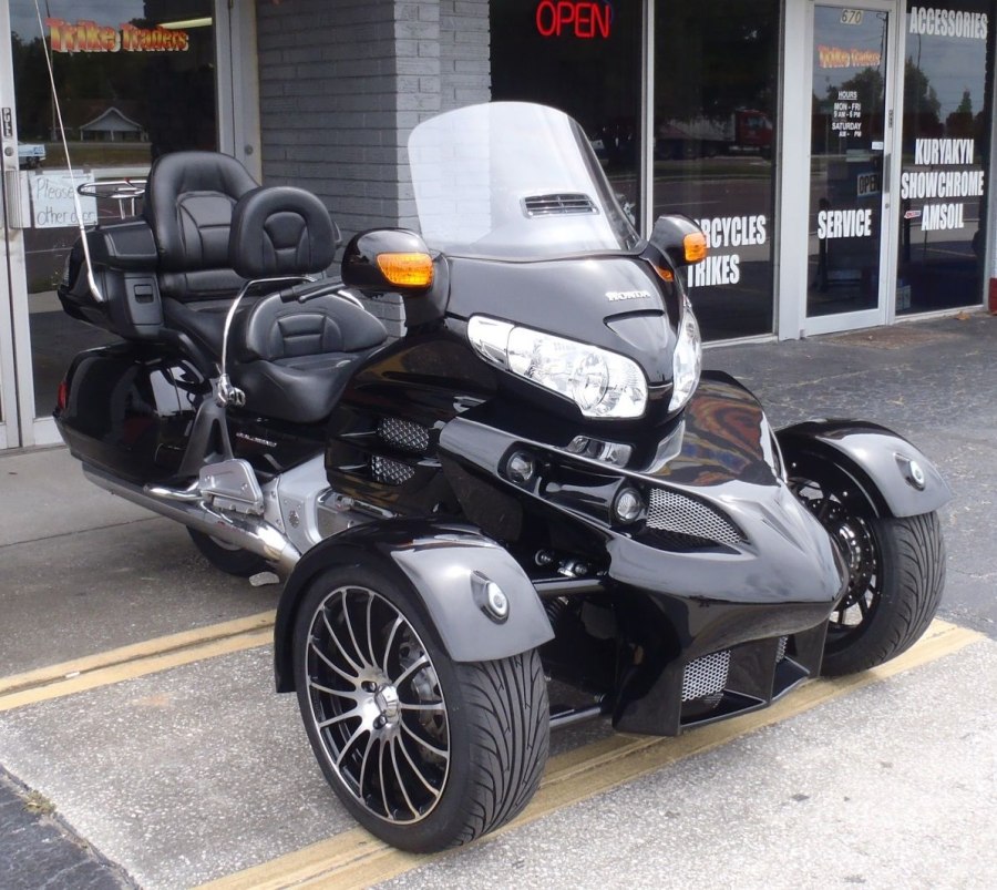 Honda Gold Wing трицикл