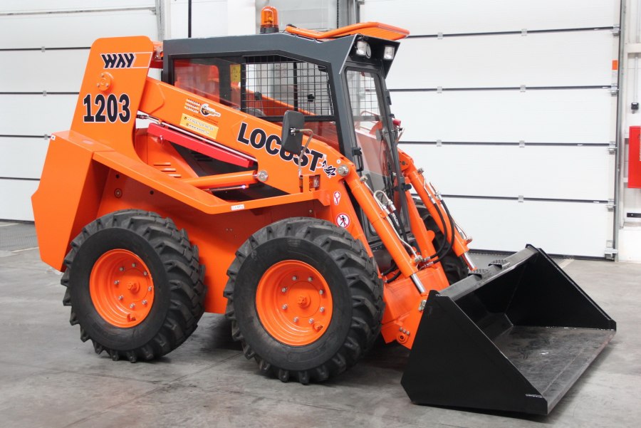 Locust l1203