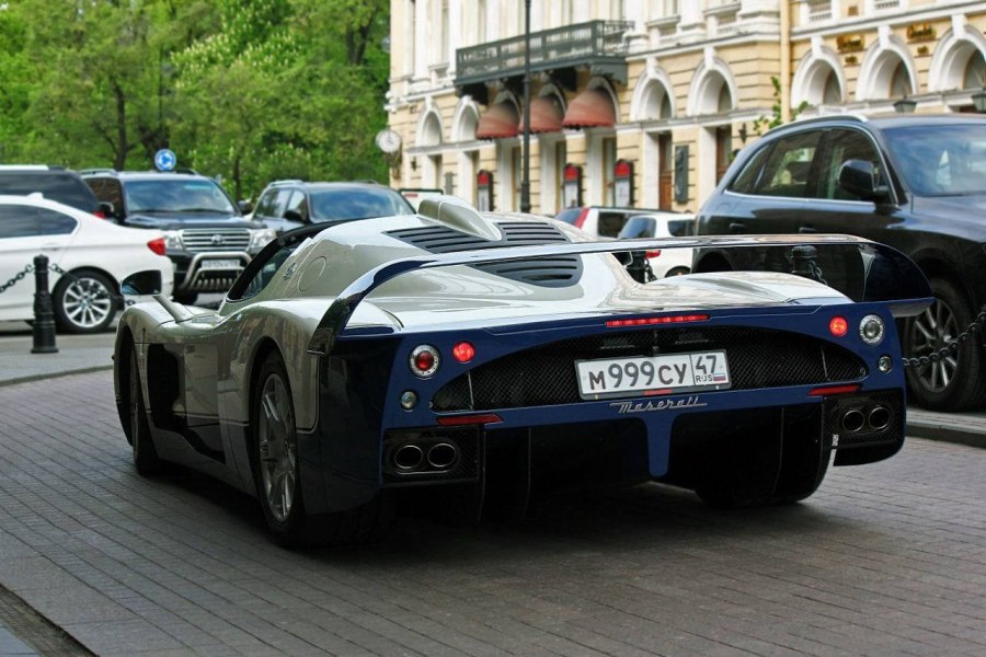 Maserati mc12 Москва