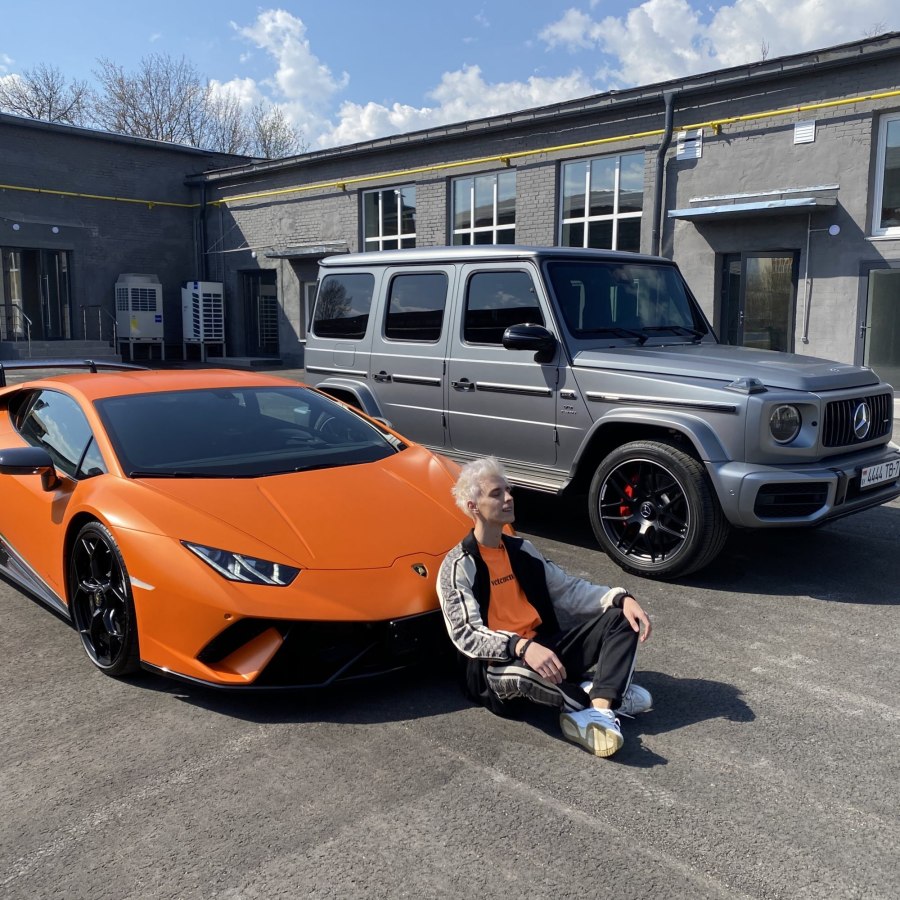 Lamborghini Влада а 4