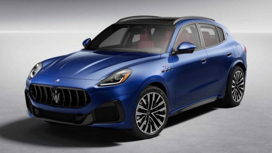Maserati 2023 кроссовер