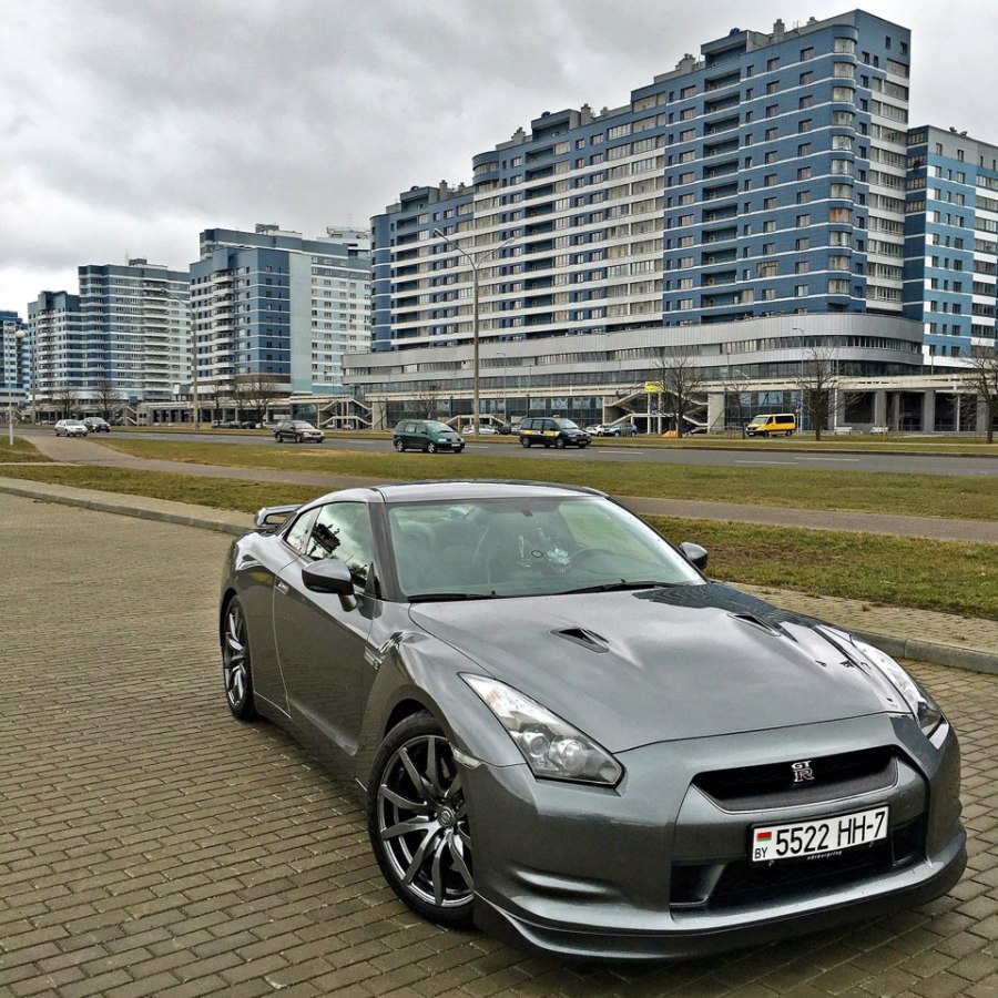 Ниссан GTR 35