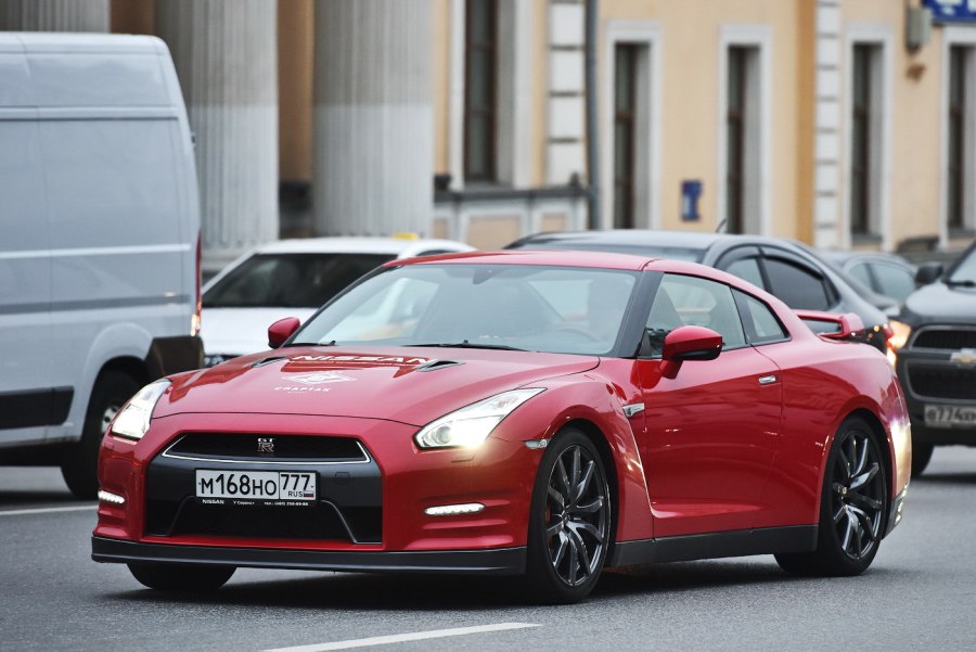 Nissan GTR В России