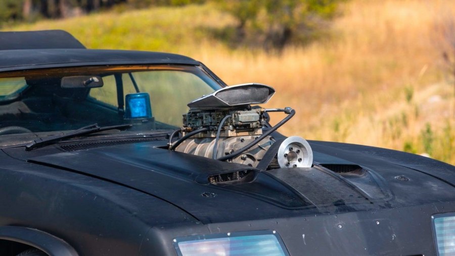 Ford Falcon XB v8 Interceptor