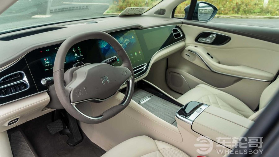 Китайский авто l7