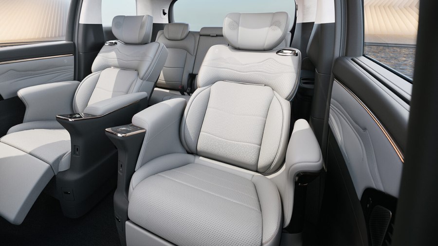 GAC Trumpchi e9 салон