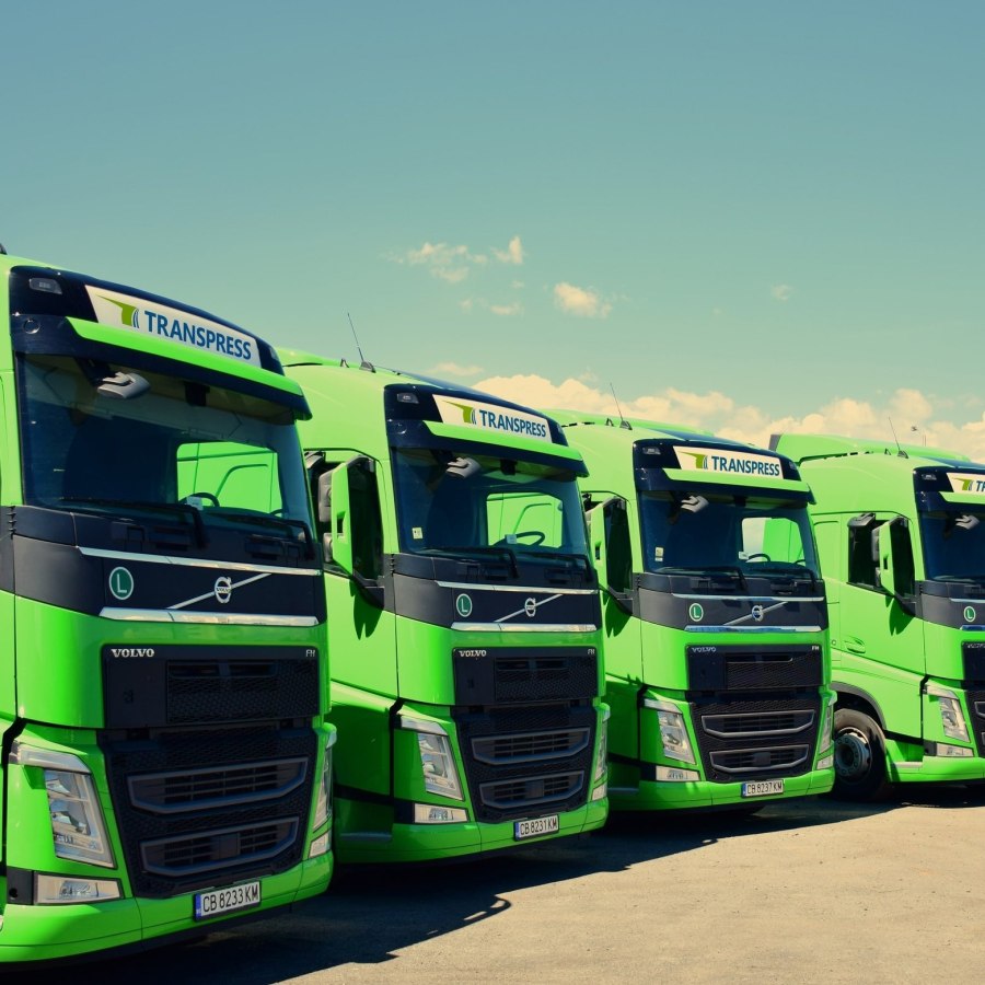 Volvo FH зеленая