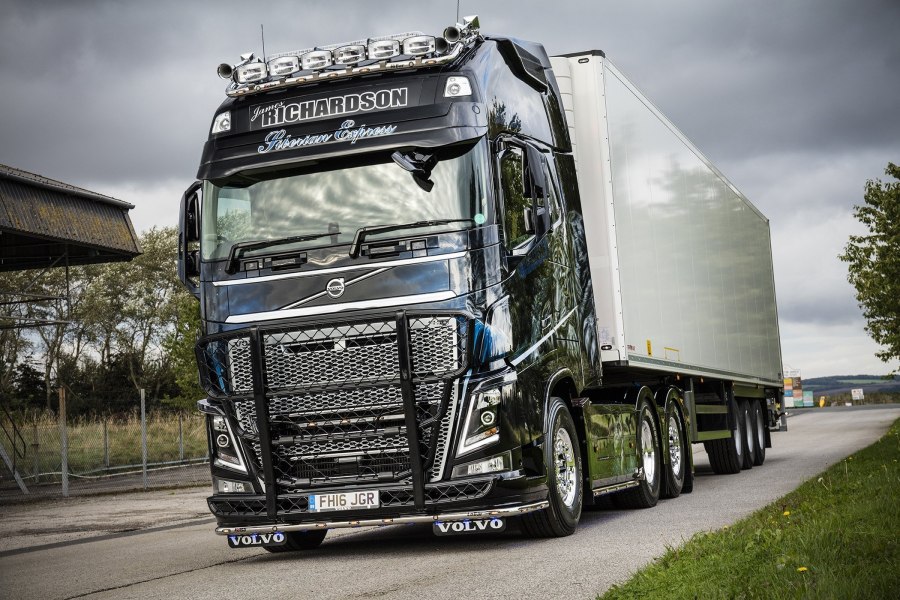 Volvo 750 Truck