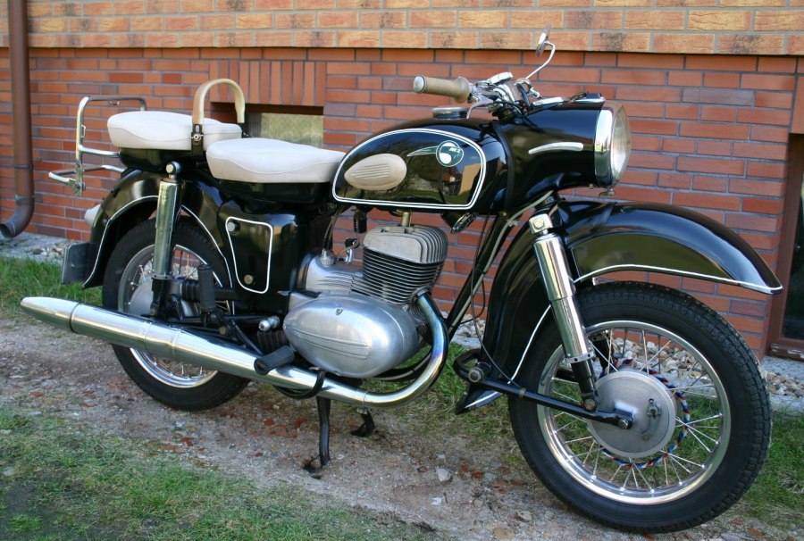 Мотоцикл MZ es 250