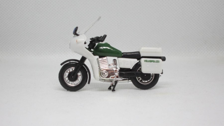 Мотоциклы ГДР MZ ETZ 250