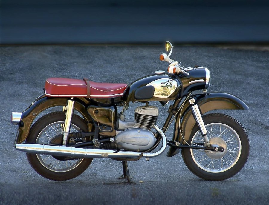 Мотоцикл MZ es 250