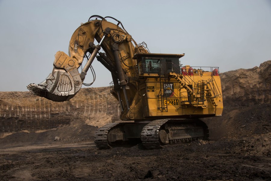 Экскаватор Cat 6060