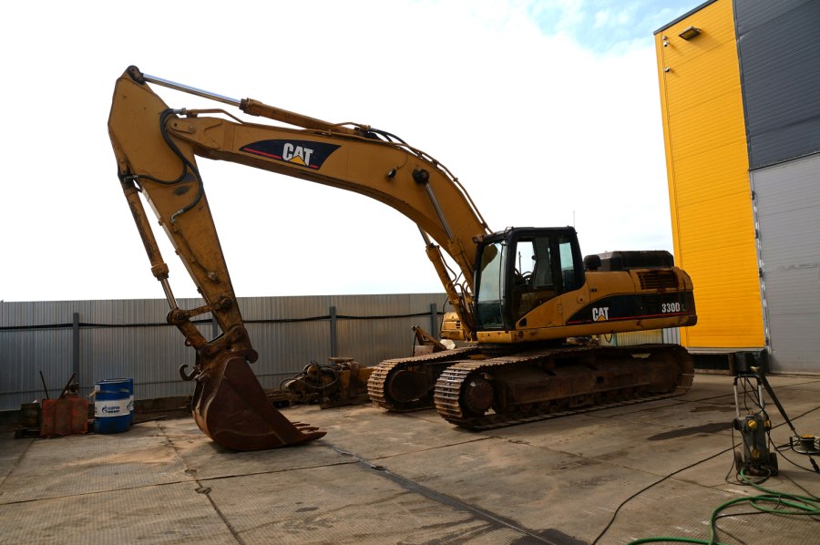 Экскаватор Caterpillar 330dl