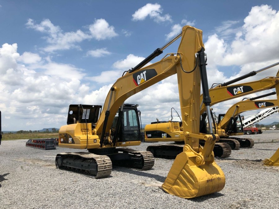 Экскаватор Caterpillar 320d