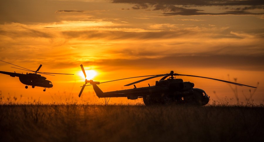 Вертолёт ми-8 ночью