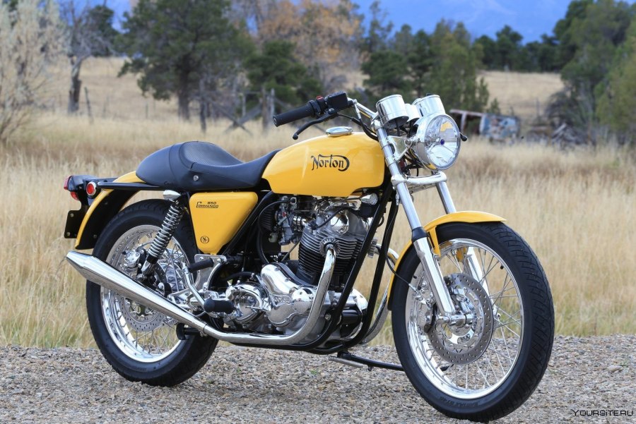 Мотоцикл Norton Commando
