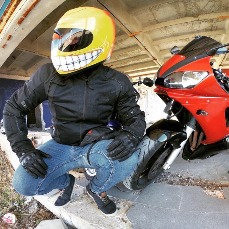 Пилот zx6r без шлема