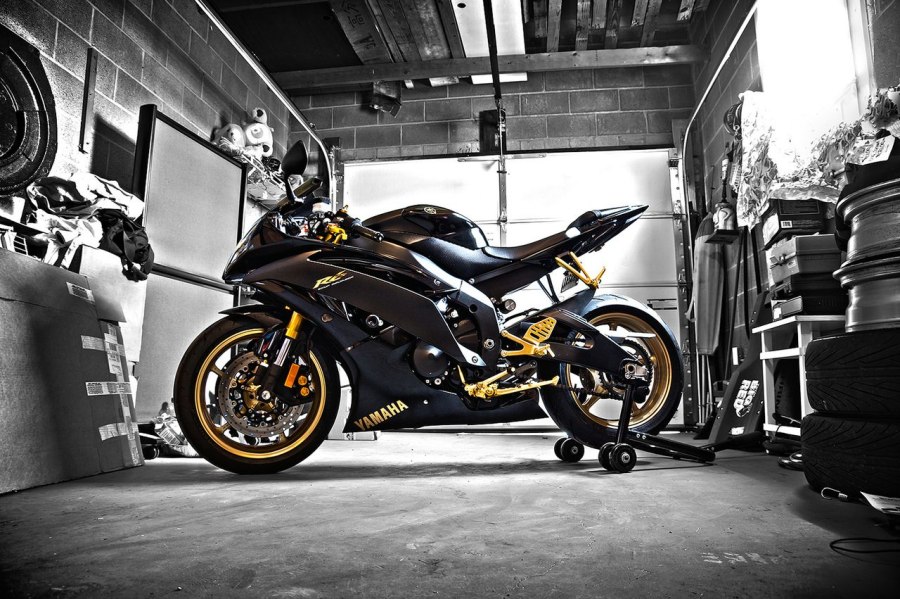Yamaha r6 Black