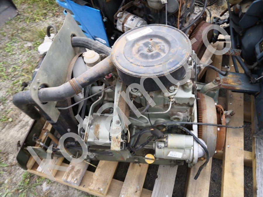 Янмар двигатель YM 2tr17