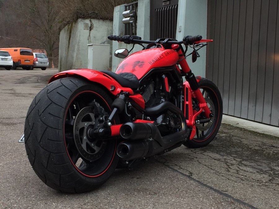 Харлей Дэвидсон v-Rod кастом