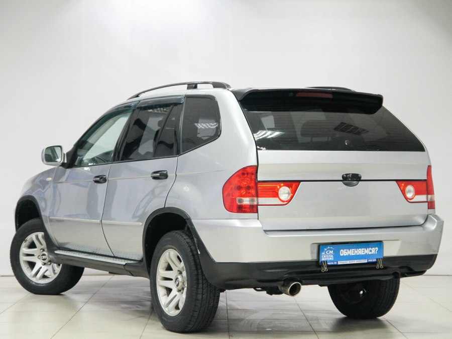 Shuanghuan SCEO 1016